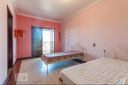 Casa à venda com 445m², 4 quartos e sem vaga Casa à venda com 445m², 4 quartos e sem vagaSuíte Quarto 4