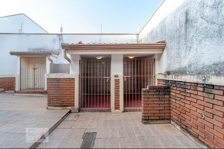 Casa à venda com 445m², 4 quartos e sem vaga Casa à venda com 445m², 4 quartos e sem vagaCanil