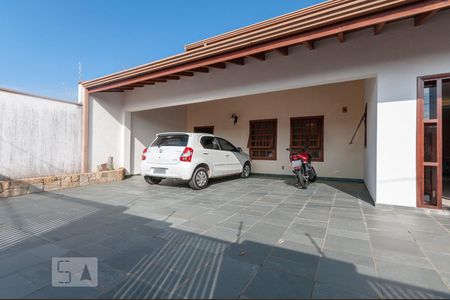 Casa à venda com 445m², 4 quartos e sem vaga Casa à venda com 445m², 4 quartos e sem vagaFrente da Casa Garagem