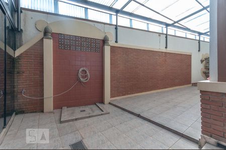 Casa à venda com 445m², 4 quartos e sem vaga Casa à venda com 445m², 4 quartos e sem vagaQuintal