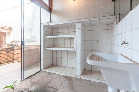 Casa à venda com 445m², 4 quartos e sem vaga Casa à venda com 445m², 4 quartos e sem vagaLavanderia 2