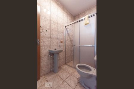 Casa à venda com 445m², 4 quartos e sem vaga Casa à venda com 445m², 4 quartos e sem vagaBanheiro de Serviço