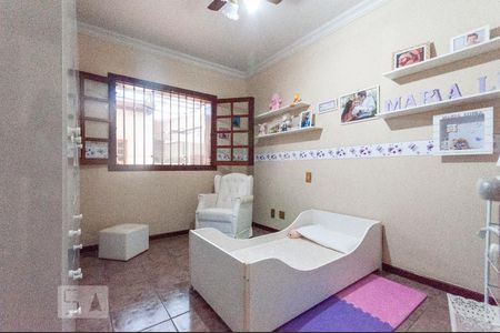 Casa à venda com 445m², 4 quartos e sem vaga Casa à venda com 445m², 4 quartos e sem vagaQuarto 2