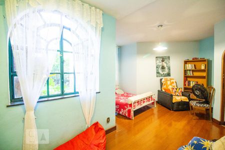 Casa de condomínio para alugar com 600m², 4 quartos e 3 vagasQuarto 1