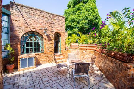 Casa de condomínio para alugar com 600m², 4 quartos e 3 vagasTerraço 2 Piso