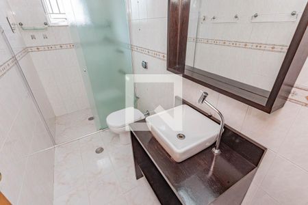 Casa de condomínio à venda com 104m², 3 quartos e 2 vagasBanheiro