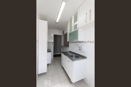 Apartamento à venda com 72m², 2 quartos e 1 vagaCozinha 