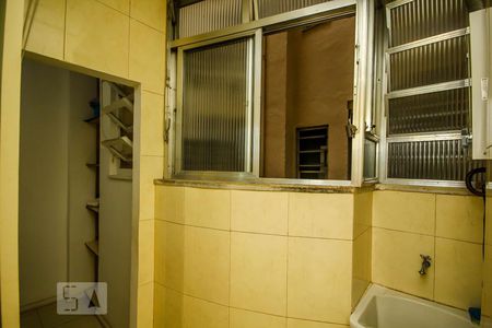 Apartamento para alugar com 85m², 2 quartos e sem vaga Apartamento para alugar com 85m², 2 quartos e sem vagaÁrea de Serviço