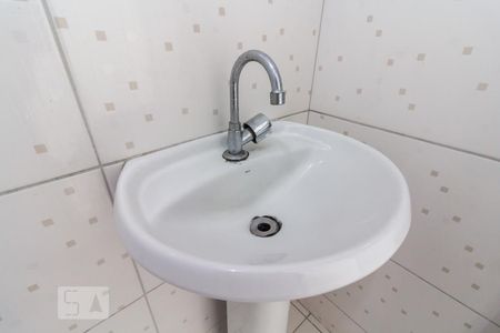 Pia do Banheiro de kitnet/studio para alugar com 1 quarto, 40m² em Nova Aldeinha, Barueri