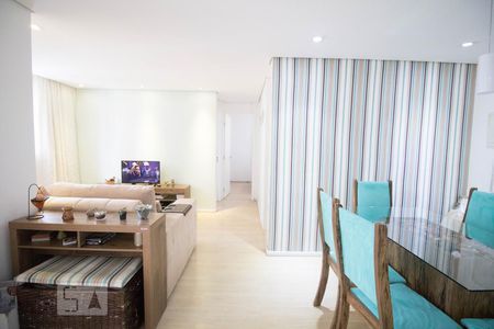 Sala de apartamento para alugar com 2 quartos, 74m² em Jardim, Santo André
