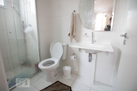 Apartamento à venda com 74m², 2 quartos e 1 vagaBanheiro da suite