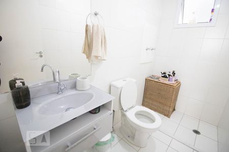 Lavabo de apartamento para alugar com 2 quartos, 74m² em Jardim, Santo André