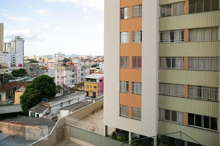 Apartamento à venda com 70m², 2 quartos e 1 vaga Apartamento à venda com 70m², 2 quartos e 1 vagaVista da Área de Serviço