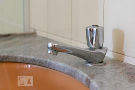 Apartamento à venda com 70m², 2 quartos e 1 vaga Apartamento à venda com 70m², 2 quartos e 1 vagaBanheiro