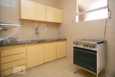 Apartamento à venda com 70m², 2 quartos e 1 vaga Apartamento à venda com 70m², 2 quartos e 1 vagaCozinha