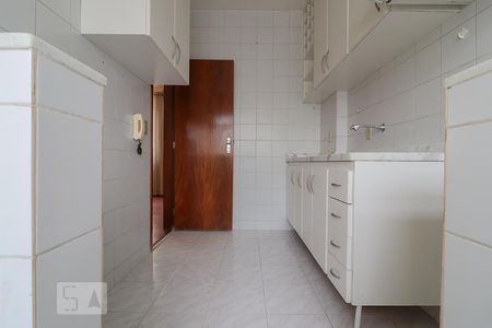 Apartamento à venda com 75m², 3 quartos e 1 vagaCozinha