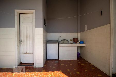 Casa à venda com 476m², 3 quartos e 2 vagas Casa à venda com 476m², 3 quartos e 2 vagasÁrea de serviço