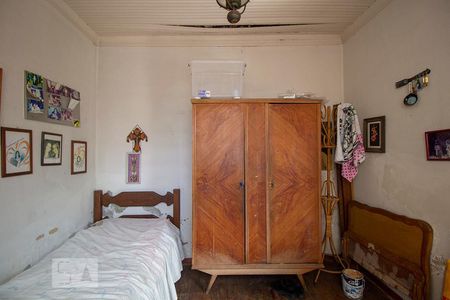 Casa à venda com 476m², 3 quartos e 2 vagas Casa à venda com 476m², 3 quartos e 2 vagasQuarto