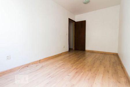 Quarto de apartamento para alugar com 1 quarto, 66m² em São José, Porto Alegre