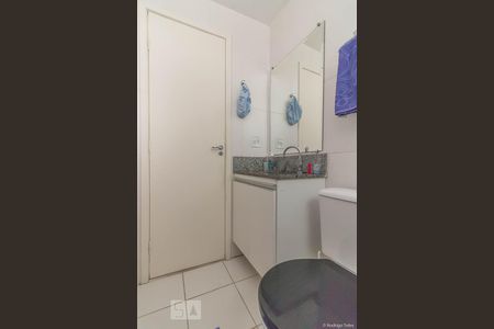 Banheiro  de apartamento à venda com 3 quartos, 64m² em Silveira, Belo Horizonte