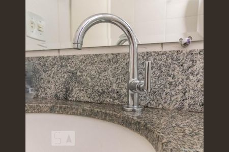 Banheiro  de apartamento à venda com 3 quartos, 64m² em Silveira, Belo Horizonte