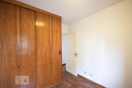 Quarto 1 de apartamento para alugar com 3 quartos, 82m² em Chácara Itaim, São Paulo