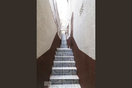 Entrada de casa para alugar com 1 quarto, 35m² em Vila Guilherme, São Paulo