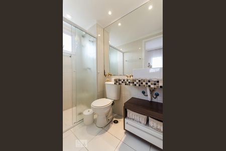 Apartamento à venda com 65m², 3 quartos e 1 vagaBanheiro da suíte