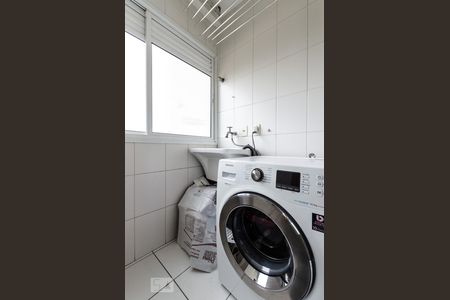 Apartamento à venda com 65m², 3 quartos e 1 vagaÁrea de serviço