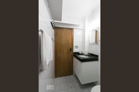 Apartamento para alugar com 40m², 2 quartos e sem vagaBanheiro 