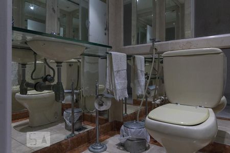 Apartamento para alugar com 144m², 4 quartos e 2 vagasBanheiro Social