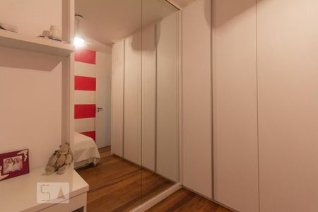 Apartamento para alugar com 144m², 4 quartos e 2 vagasQuarto 2