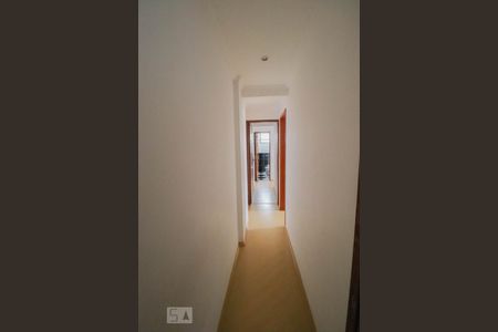 Corredor de apartamento para alugar com 2 quartos, 76m² em Macedo , Guarulhos