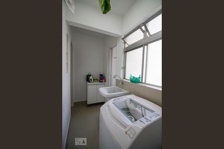 Apartamento para alugar com 68m², 2 quartos e sem vagaÁrea de Serviço