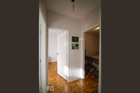 Corredor de apartamento para alugar com 2 quartos, 68m² em Sumarezinho, São Paulo