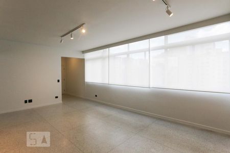 Sala de apartamento para alugar com 3 quartos, 150m² em Cerqueira César, São Paulo