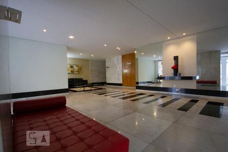 Apartamento à venda com 248m², 4 quartos e 3 vagas Apartamento à venda com 248m², 4 quartos e 3 vagasHall Social