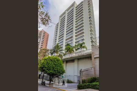 Apartamento à venda com 248m², 4 quartos e 3 vagas Apartamento à venda com 248m², 4 quartos e 3 vagasFachada
