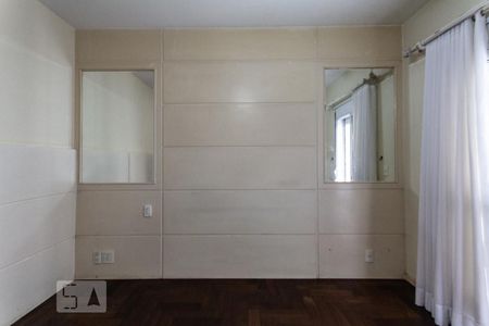 Apartamento à venda com 248m², 4 quartos e 3 vagas Apartamento à venda com 248m², 4 quartos e 3 vagasSuíte 4