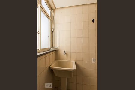 Apartamento à venda com 95m², 3 quartos e 1 vaga Apartamento à venda com 95m², 3 quartos e 1 vagaArea de serviço