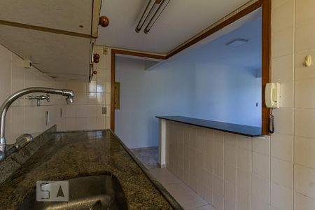 Apartamento à venda com 95m², 3 quartos e 1 vaga Apartamento à venda com 95m², 3 quartos e 1 vagaCozinha