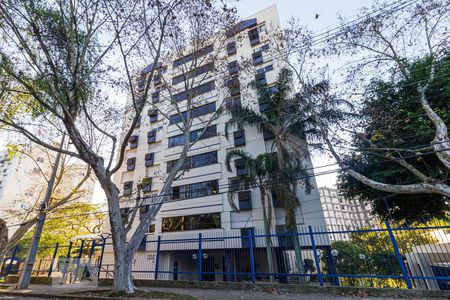 Apartamento à venda com 95m², 3 quartos e 1 vaga Apartamento à venda com 95m², 3 quartos e 1 vagaFachada