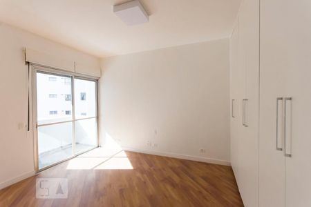 Apartamento à venda com 244m², 3 quartos e 3 vagas