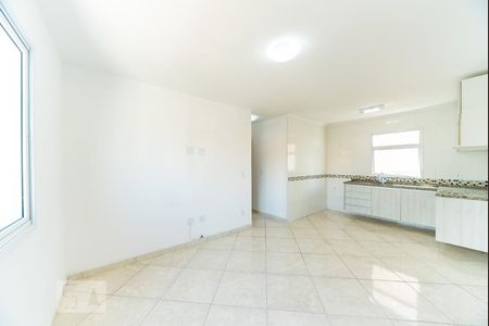Sala de apartamento para alugar com 2 quartos, 46m² em Vila São Pedro, Santo André