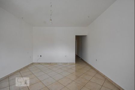 Casa à venda com 100m², 2 quartos e 1 vaga Casa à venda com 100m², 2 quartos e 1 vagaSala