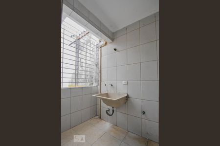 Casa à venda com 100m², 2 quartos e 1 vaga Casa à venda com 100m², 2 quartos e 1 vagaLavanderia