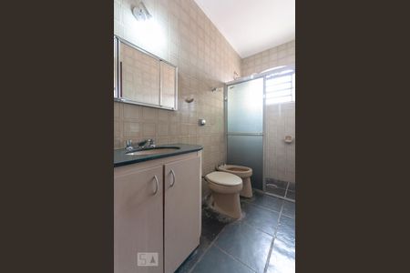 Casa para alugar com 350m², 5 quartos e sem vagaBanheiro superior 1