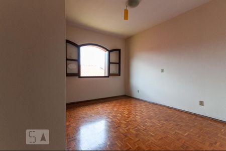 Casa para alugar com 350m², 5 quartos e sem vagaQuarto 3