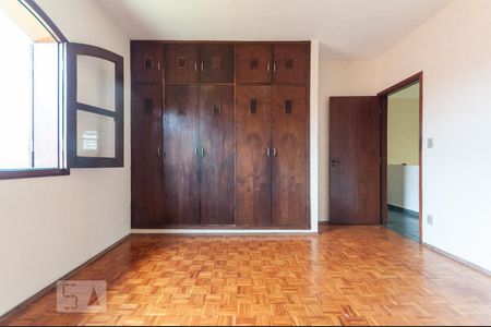 Casa para alugar com 350m², 5 quartos e sem vagaQuarto 4