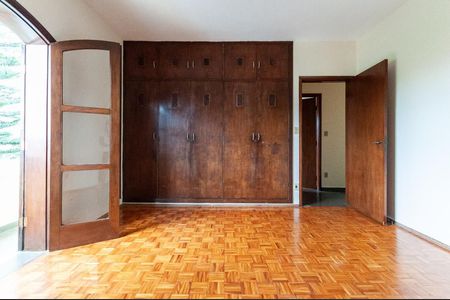 Casa para alugar com 350m², 5 quartos e sem vagaQuarto 2